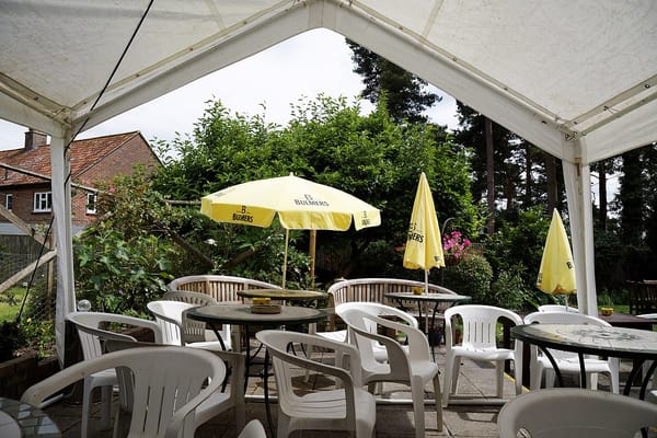 Фундамент для беседки: нужен ли и какой выбрать