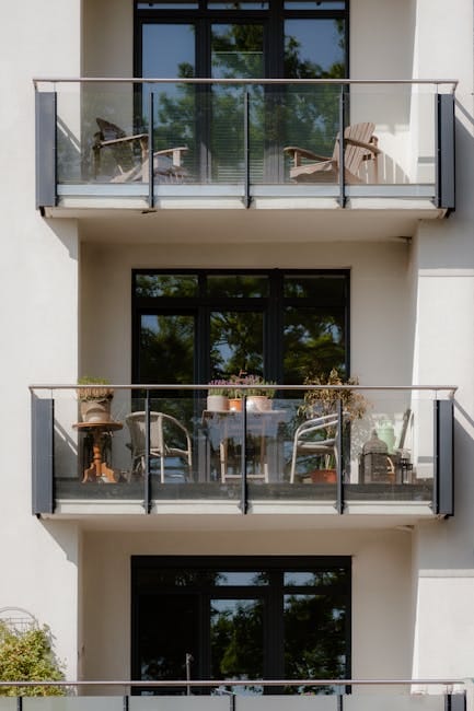 Балкон как жилое пространство: утепление и отделка